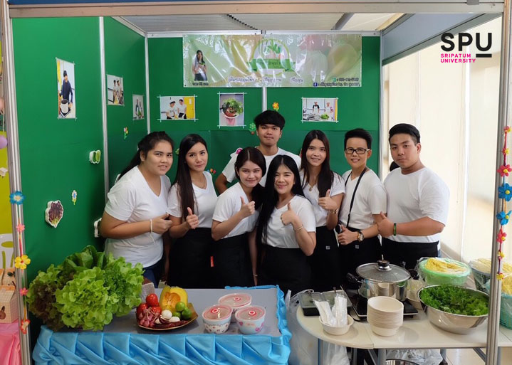 ดีต่อใจ..ดีต่อสุขภาพ! เด็กบริหารธุรกิจ สร้างสรรค์ผลิตภัณท์เส้นซุปสมุนไพร ทำจากฝักทอง สูตรพิเศษสำหรับผู้สูงอายุ