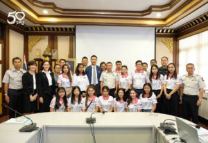 นศ.ป.โท นิติศาสตร์ ม.ศรีปทุม เรียนกับตัวจริง ประสบการณ์จริง เรือนจำกลางคลองเปรม