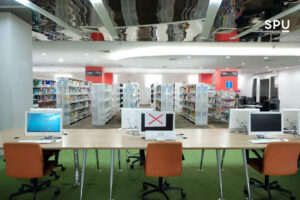 ม.ศรีปทุม พร้อม! จัดเตรียมสถานที่ทุกอย่างใหม่ เน้น Social Distancing