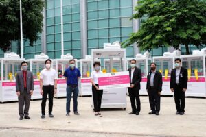 SPU มอบ"ตู้ความดันบวก" เพื่อสนับสนุนการปฏิบัติงานของบุคลากรทางการแพทย์ในการตรวจคัดกรองผู้มีความเสี่ยงติดเชื้อ Covid-19 ให้กรมควบคุมโรค