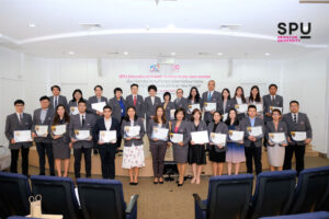 กระหึ่ม! “ศรีปทุม” มหาวิทยาลัยคุณภาพ มอบรางวัลอาจารย์มืออาชีพ ผ่านมาตรฐาน SPU-PSF 24 ราย
