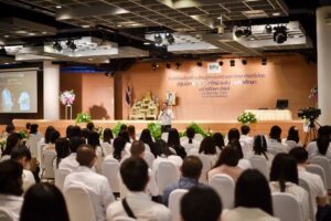 อุ่นหนาฝาคั่ง! ปฐมนิเทศ นศ.ใหม่ ระดับบัณฑิตศึกษา”63 ก้าวไปข้างหน้าสู่ความสำเร็จกับ SPU