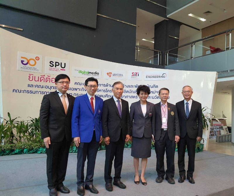 ม.ศรีปทุม ต้อนรับ อว.และคณะฯ ลงพื้นที่ตรวจเยี่ยม บัณฑิตพันธุ์ใหม่ฯ