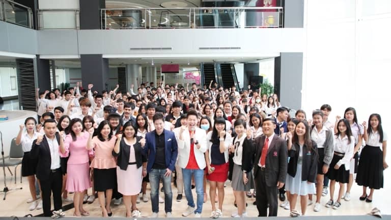 ดร.เรือบิน CEO JIB Digital Consult ร่วมถ่ายทอดความสำเร็จ เปลี่ยนมุมมองเรื่องเงินให้เป็นเรื่องง่ายสำหรับทุกคน ใน Tech Talk SPU Season 2 # 6