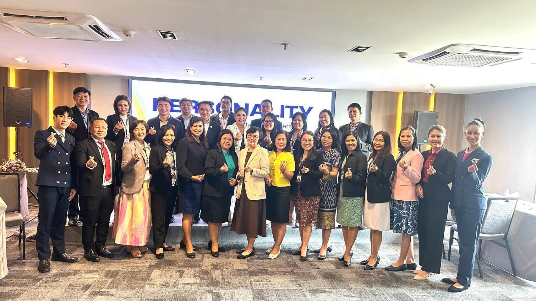 การจัดการบริการธุรกิจเรือสำราญ SPU เสริมประสบการณ์นอกห้องเรียน ร่วมเป็นวิทยากร “การพัฒนาบุคลิกภาพและทักษะการเข้าสังคม” ให้ผู้บริหารการตรวจเงินแผ่นดิน