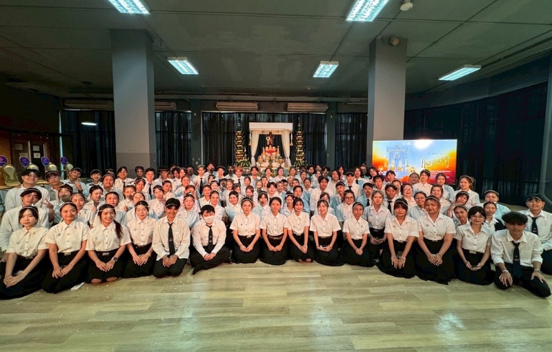 คณะการออกแบบฯ ม.ศรีปทุม สืบสานประเพณี จัดพิธีครอบครูช่าง-ไหว้ครู สถาปัตยกรรม ประจำปี 2568
