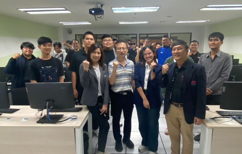 คณะเทคโนโลยีสารสนเทศ SPU ปั้นนักศึกษาสาย IT มืออาชีพ เสริมทักษะ AI Automation ตอบโจทย์การทำงานยุคดิจิทัล