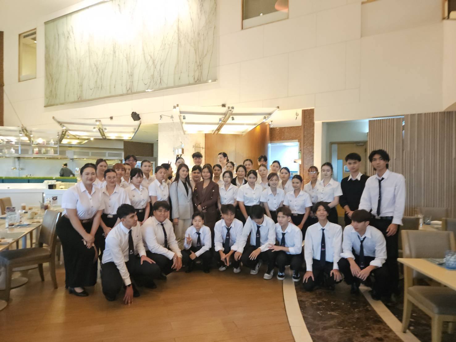 วิทยาลัยการบินฯ SPU นำนักศึกษาการโรงแรมฯ สัมผัสประสบการณ์จริงผ่าน Hotel Tour ณ The Grand Westin Sukhumvit