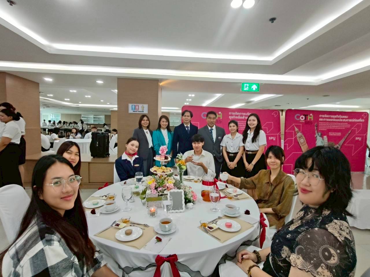 มากกว่าทฤษฎี! เจาะลึก High Tea Festival ของ SPU ที่สร้างนักศึกษาให้พร้อมด้วยทักษะและ Service Mindset ระดับสากล