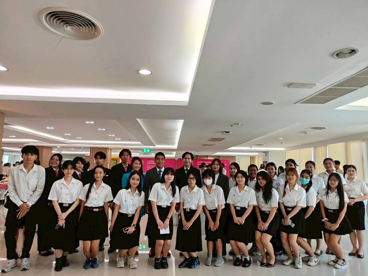 การจัดการบริการธุรกิจเรือสำราญ SPU เปิด High Tea Festival ยกระดับห้องเรียนสู่งานบริการลักชัวรี ปั้นนักศึกษาสู่มาตรฐานอาชีพจริง