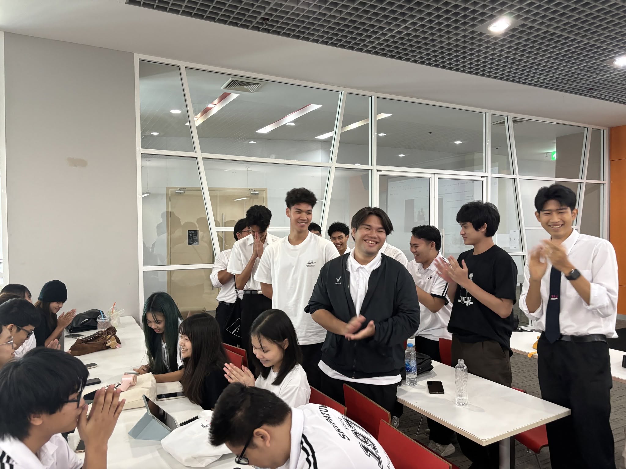 เรียนกับตัวจริงประสบการณ์จริง! ศิลปศาสตร์ SPU สร้างทักษะศตวรรษที่ 21 ให้น้องใหม่ JBC69 ผ่านการลงมือทำ