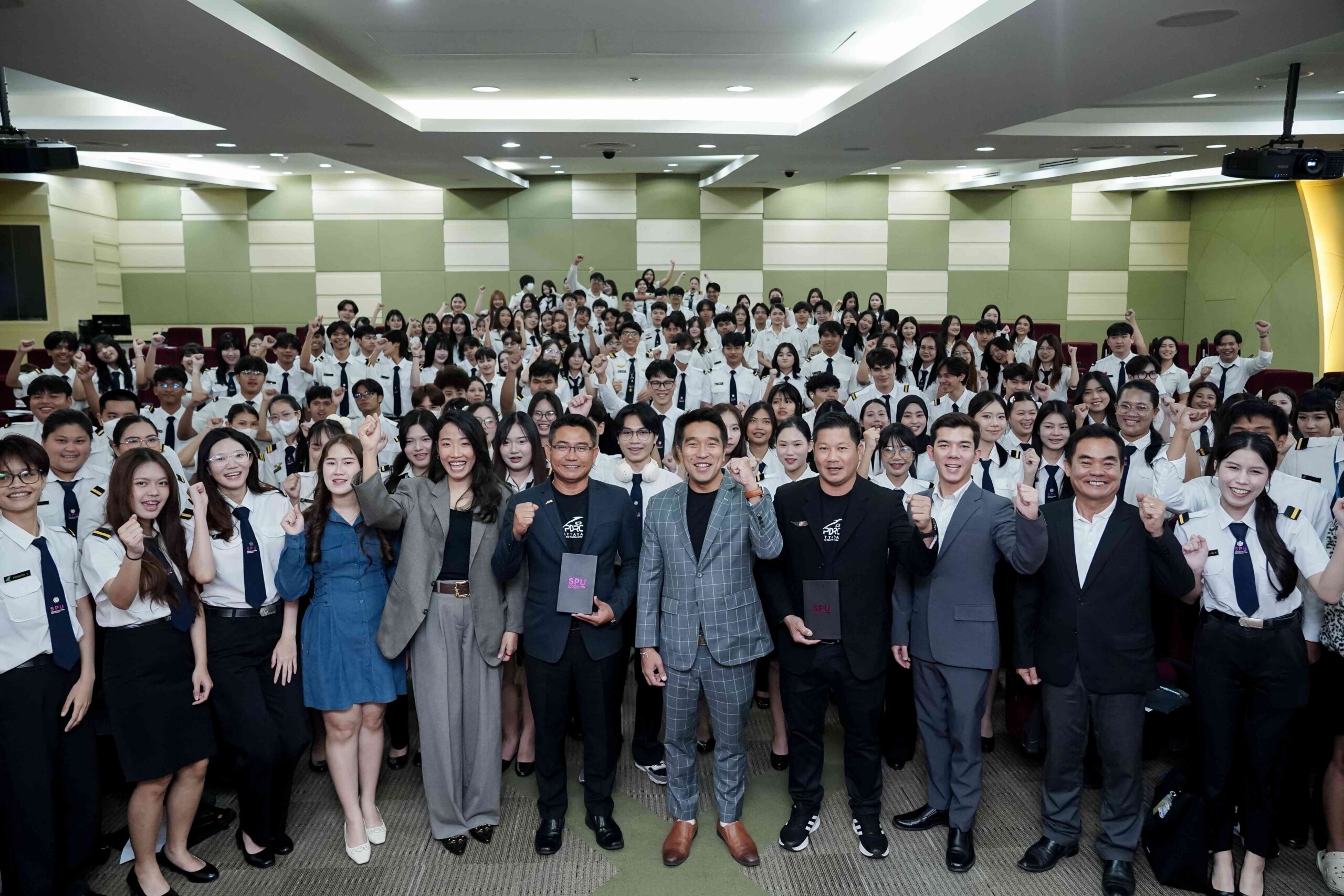การจัดการความปลอดภัยการบิน SPU ผนึก PDRC เปิดเส้นทางอาชีพ UAS ปั้นคนรุ่นใหม่ขับเคลื่อนอุตสาหกรรมโดรนแห่งอนาคต