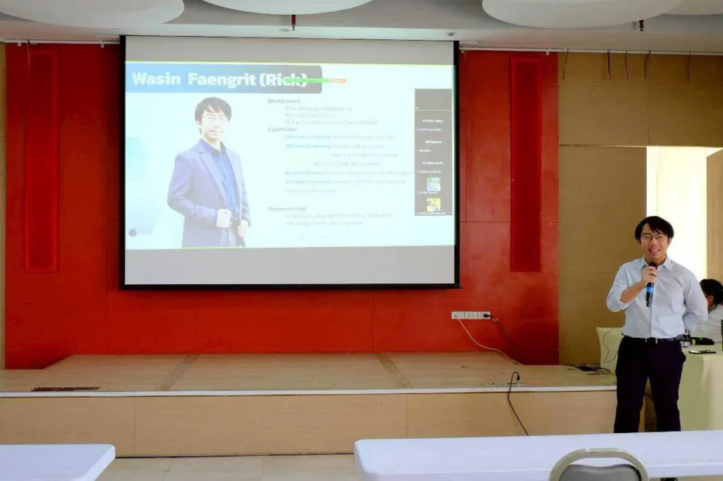 LINE ALBUM 𝑻𝒉𝒆 𝑷𝒓𝒐𝒇𝒆𝒔𝒔𝒊𝒐𝒏𝒂𝒍 AI Data Storytel 260711 24.jpg
