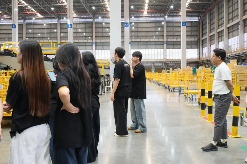 LINE ALBUM ศึกษาดูงานอเมซอน 109 260911 48.jpg