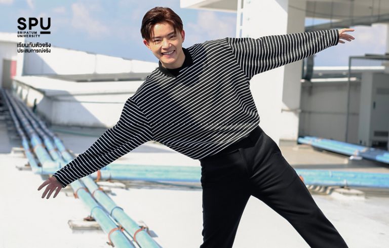 Read more about the article ที่ชอบทำหน้านิ่ง เพราะยิ้มแล้วน่ารักไง!!