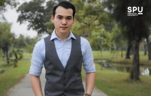 ‘กอล์ฟ’ ภูวกร ศิษย์เก่าดิจิทัลมีเดีย ระดมสมอง ทำตามฝัน สร้างบริษัทพัฒนาเกม