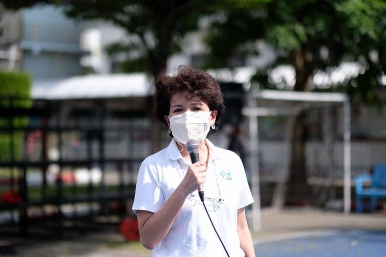 ศูนย์ฉีดวัคซีน มหาวิทยาลัยศรีปทุม ตั้งอยู่ที่ วิทยาลัยไทยบริหารธุรกิจ ฝั่งตรงข้าม ราบ 11 รอ. ห่างจาก BTS สถานี กรมทหารราบที่ 11 ประมาณ 500 เมตร ใช้ทางออกที่ 1 - 2